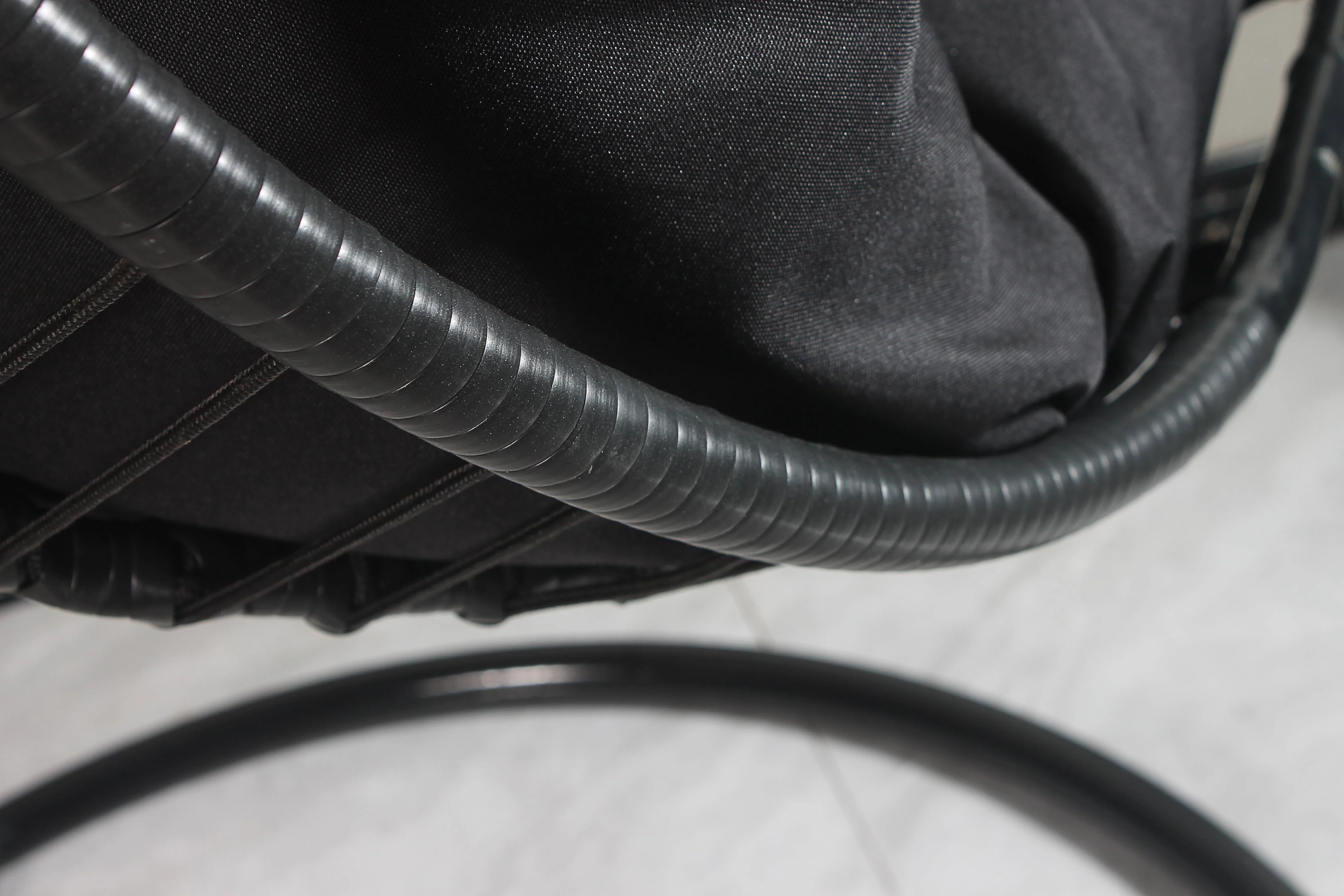 Egg Chair Hanging-  Black Basket & Black Cushion - Image 5